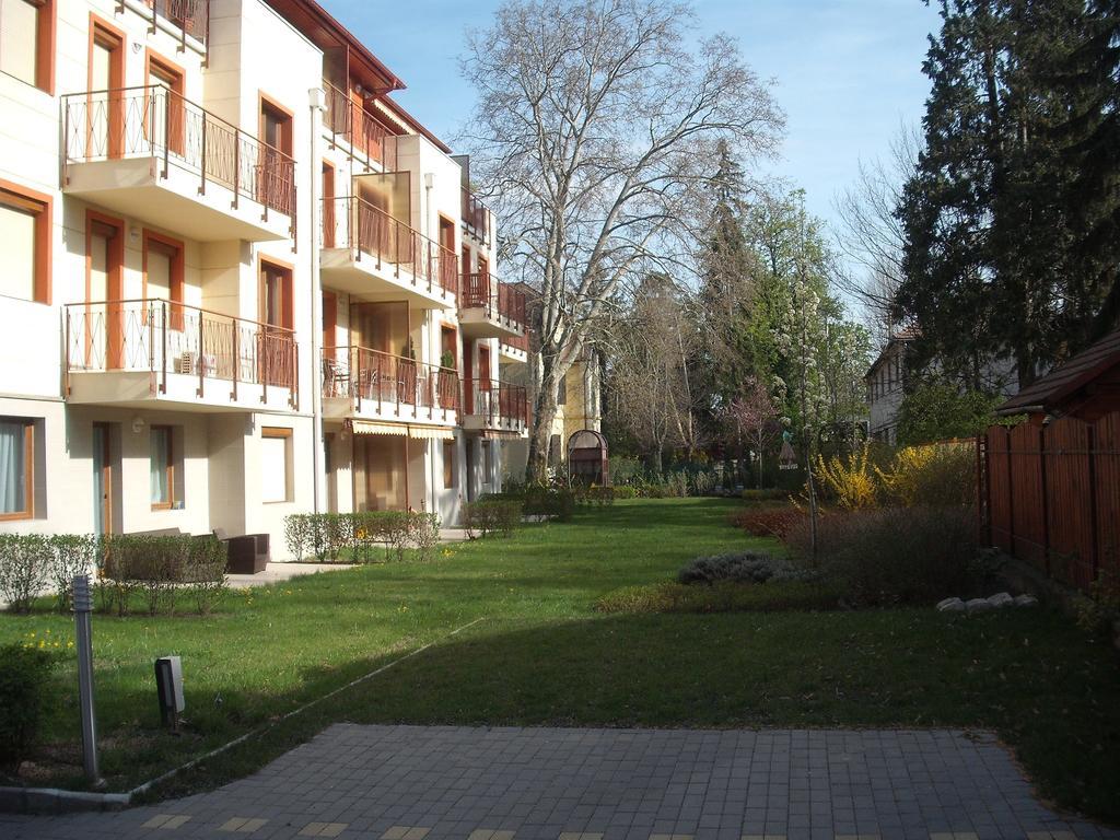 Villa Palazzo Apartments Siofok Luaran gambar